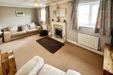 3 bedroom semi-detached house for sale, Ladymeadow Close, Bolton