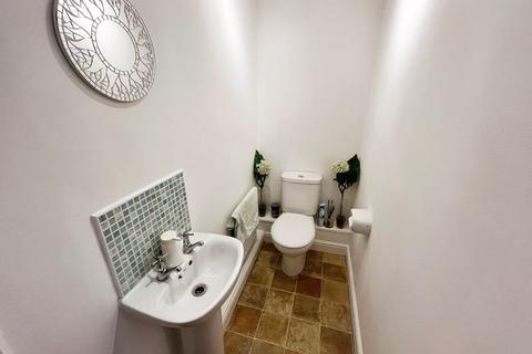 3 bedroom semi-detached house for sale, Ladymeadow Close, Bolton