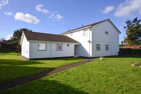 FAIRWAY CLOSE CHURSTON