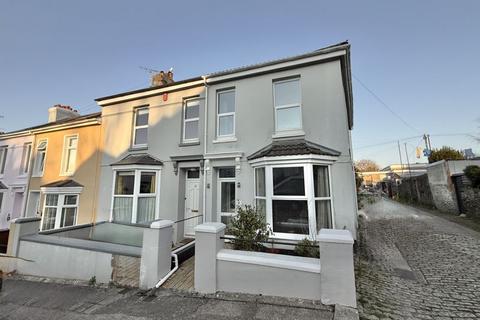 2 bedroom end of terrace house for sale, Widey View, Plymouth End Terraced Well presented property.