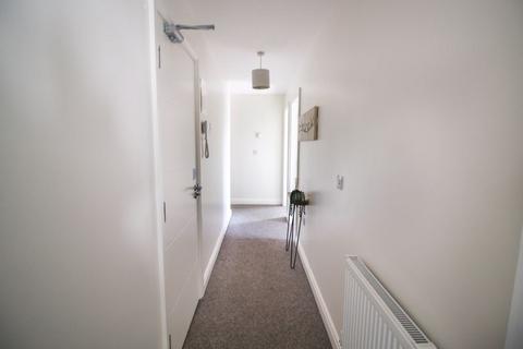 2 bedroom apartment to rent, The Swans, Radcliffe Road, West Bridgford, Nottingham, NG2 5HH