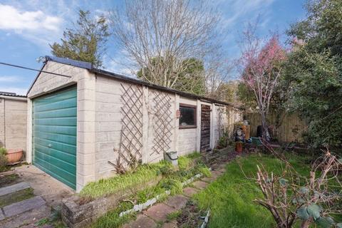 22 Manor Avenue, Northolt, UB5 5BZ
