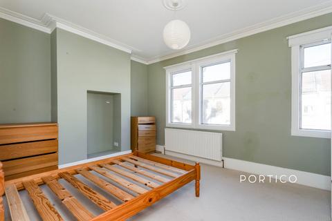 3 bedroom terraced house to rent, Eleanor Road, Stratford, E15