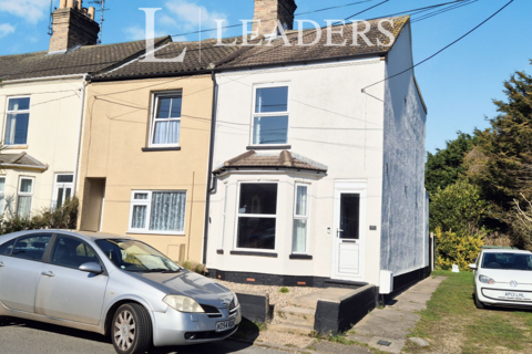 3 bedroom end of terrace house to rent, Field Lane, Kessingland, NR33