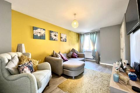 2 bedroom end of terrace house for sale, Travers Close, Calne SN11