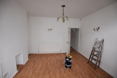 3 bedroom semi-detached house to rent, Clarges Street, Nottingham