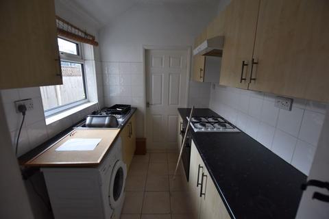 3 bedroom semi-detached house to rent, Clarges Street, Nottingham