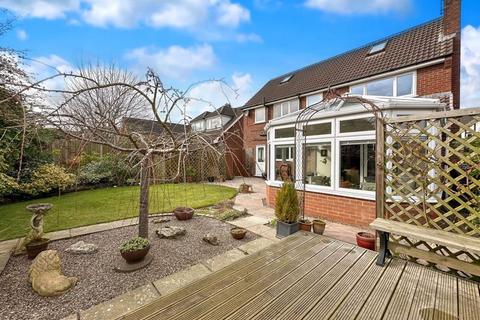 4 bedroom detached house for sale, Tudor Way, Congleton