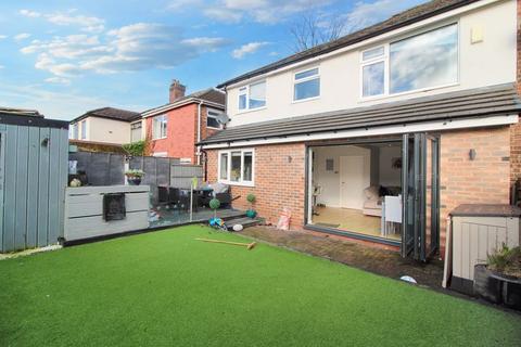 5 Cedar Avenue, Whitefield, Manchester, M45 7FP