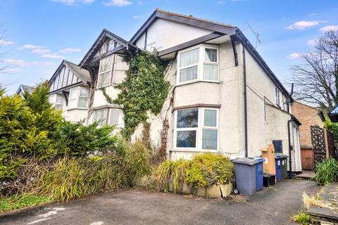 2 bedroom property for sale, Hughenden Road, High Wycombe HP13