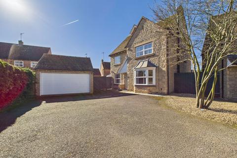 8 Bosworth Close, Warmington, Peterborough, PE8 6WF