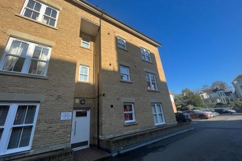 2 bedroom flat to rent, Exton Gardens, Bournemouth