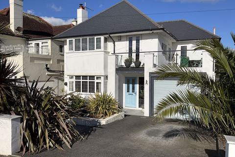 Hengistbury Road, Hengistbury Head