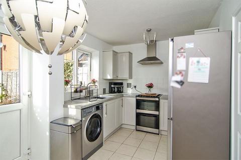 31 Rembrandt Close, Cannock, WS11 7GW