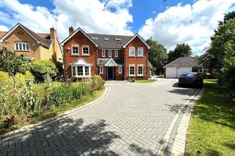 6 bedroom detached house for sale, Standing Stones, Great Billing, Northampton NN3