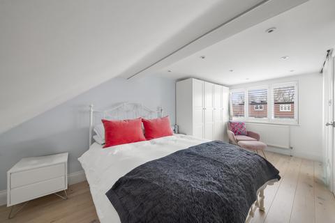 79 Montague Road, London, W7 3PE