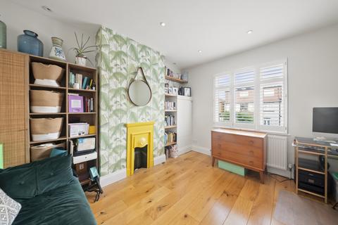 79 Montague Road, London, W7 3PE