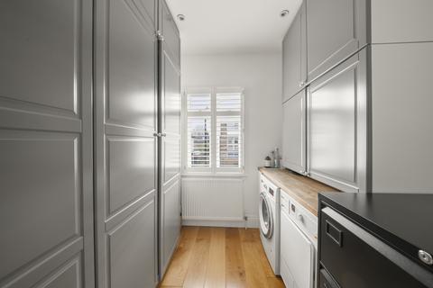 79 Montague Road, London, W7 3PE