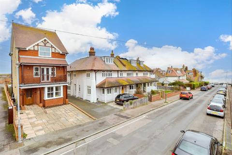 Seven Seas, 7c Dickens Road, Broadstairs, CT10 1DX
