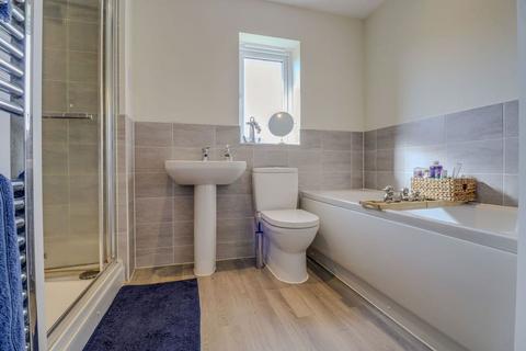 7 Cassley Crescent, Lubbesthorpe, Leicester, LE19 4BJ