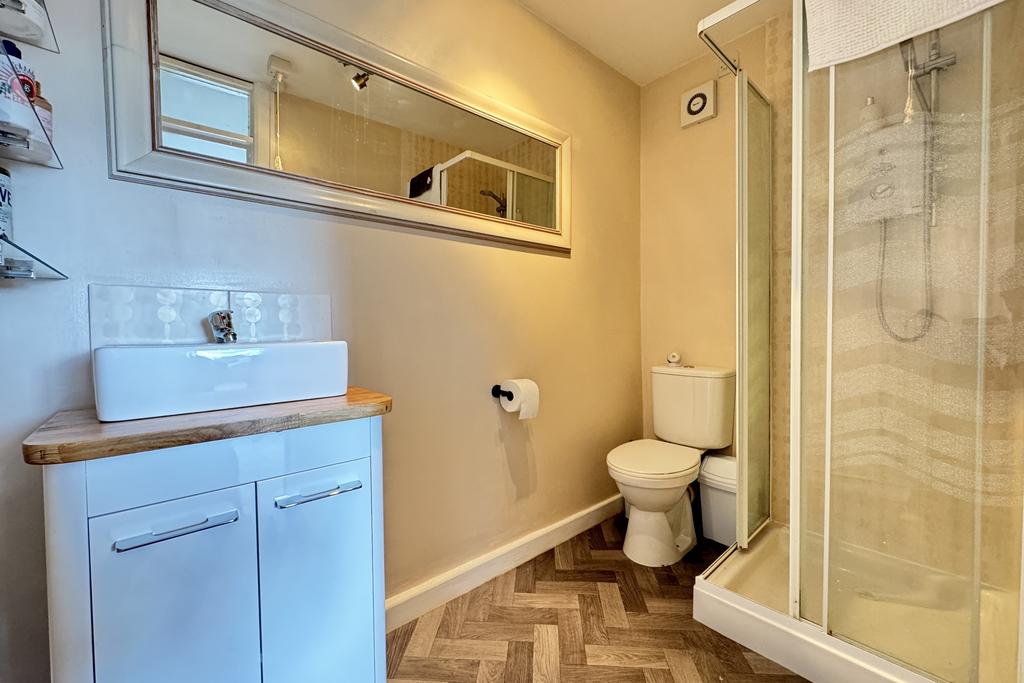 Ensuite
