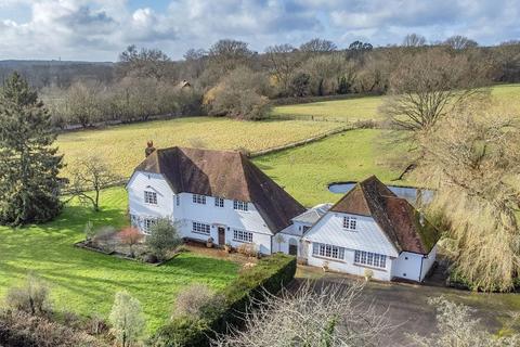 4 bedroom detached house for sale, Potters Lane, Hawkhurst, Kent, TN18 5BB