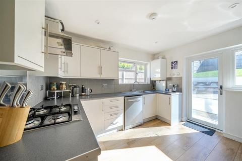 30 Richfield Road, Bushey, WD23 4LB