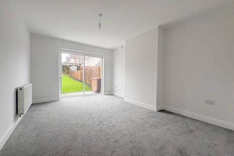 7 bedroom semi-detached house for sale, New Bedford Road, Luton, Bedfordshire, LU3 1LW
