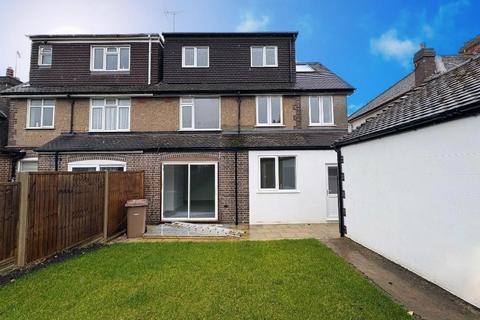 7 bedroom semi-detached house for sale, New Bedford Road, Luton, Bedfordshire, LU3 1LW