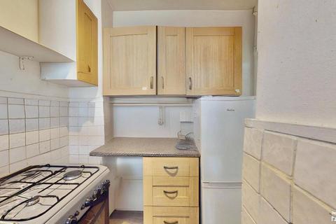 3 bedroom flat for sale, Spellman Street, Brick Lane, London, E1 5LG