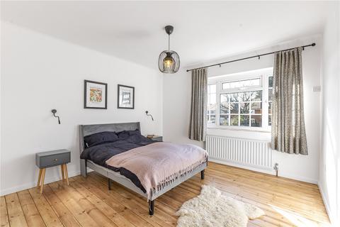 6 Lullingstone Crescent, Orpington, BR5 3EB
