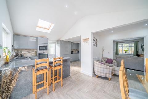 2 Bells Close, Lydiate, Liverpool, L31 4ES
