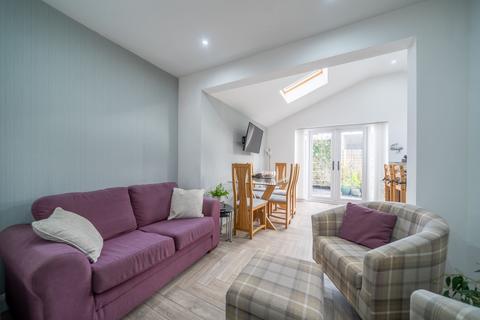 2 Bells Close, Lydiate, Liverpool, L31 4ES