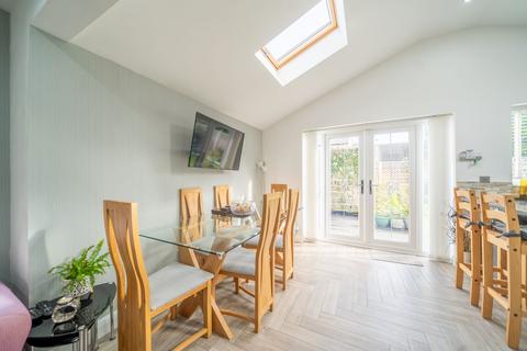 2 Bells Close, Lydiate, Liverpool, L31 4ES