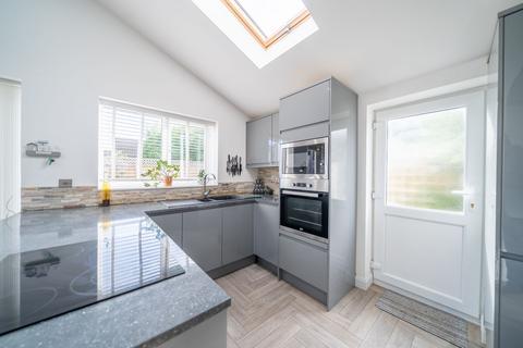 2 Bells Close, Lydiate, Liverpool, L31 4ES
