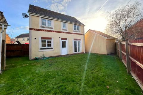 3 bedroom detached house for sale, Heol Islwyn, Swansea SA5