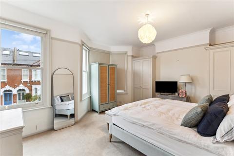 4 bedroom terraced house for sale, Grandison Road, SW11