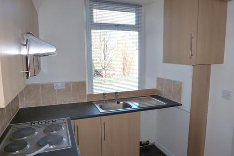 2 bedroom terraced house to rent, Westfield Street, Barnsley