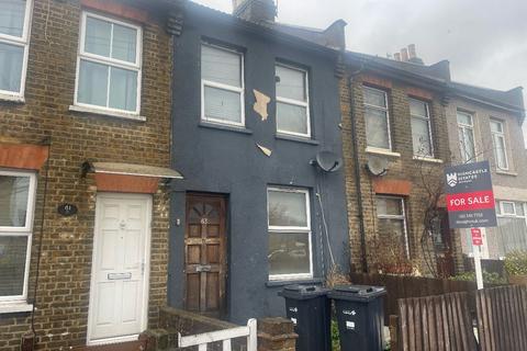 2 bedroom terraced house for sale, Ilford IG2