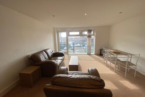 2 bedroom apartment to rent, Flat , Altamar, Kings Road, Swansea