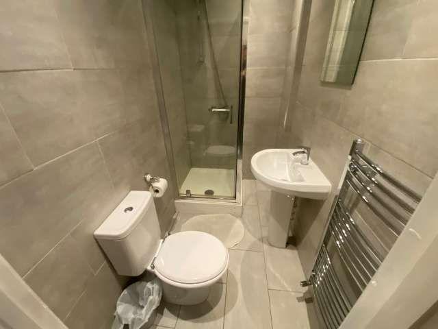 Room 3 Ensuite