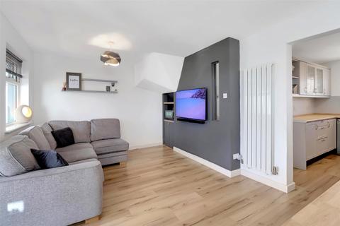 14 Bramble Walk, Roundswell, Barnstaple, EX31 3RF