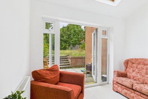 8 bedroom terraced house to rent, Wilberforce Road