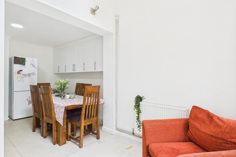 8 bedroom terraced house to rent, Wilberforce Road