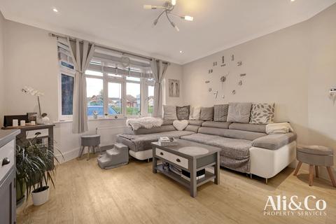 3 bedroom semi-detached house for sale, Lodge Lane, Grays