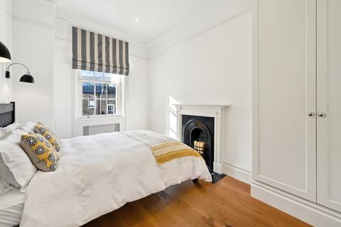 2 bedroom flat for sale, Moreton Terrace, London, SW1V