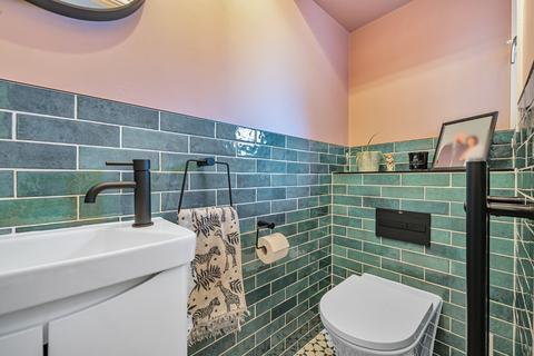 28 Horseshoe Crescent, Burghfield Common, Reading, RG7 3XW