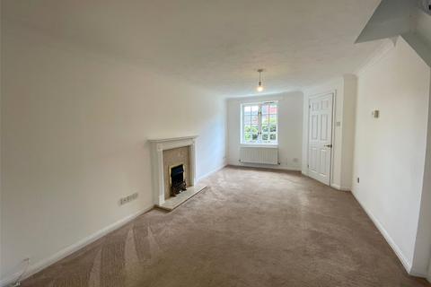 4 bedroom detached house to rent, Waine Close, Buckinghamshire MK18