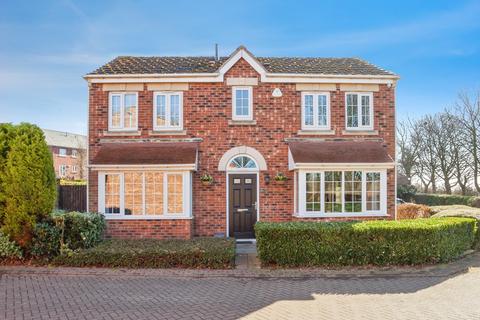 4 bedroom detached house for sale, Castle Lodge Gardens, Leeds LS26