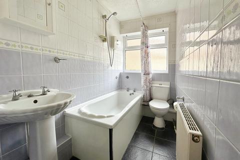 2 bedroom end of terrace house for sale, Greenway Road, Cheshire WA8